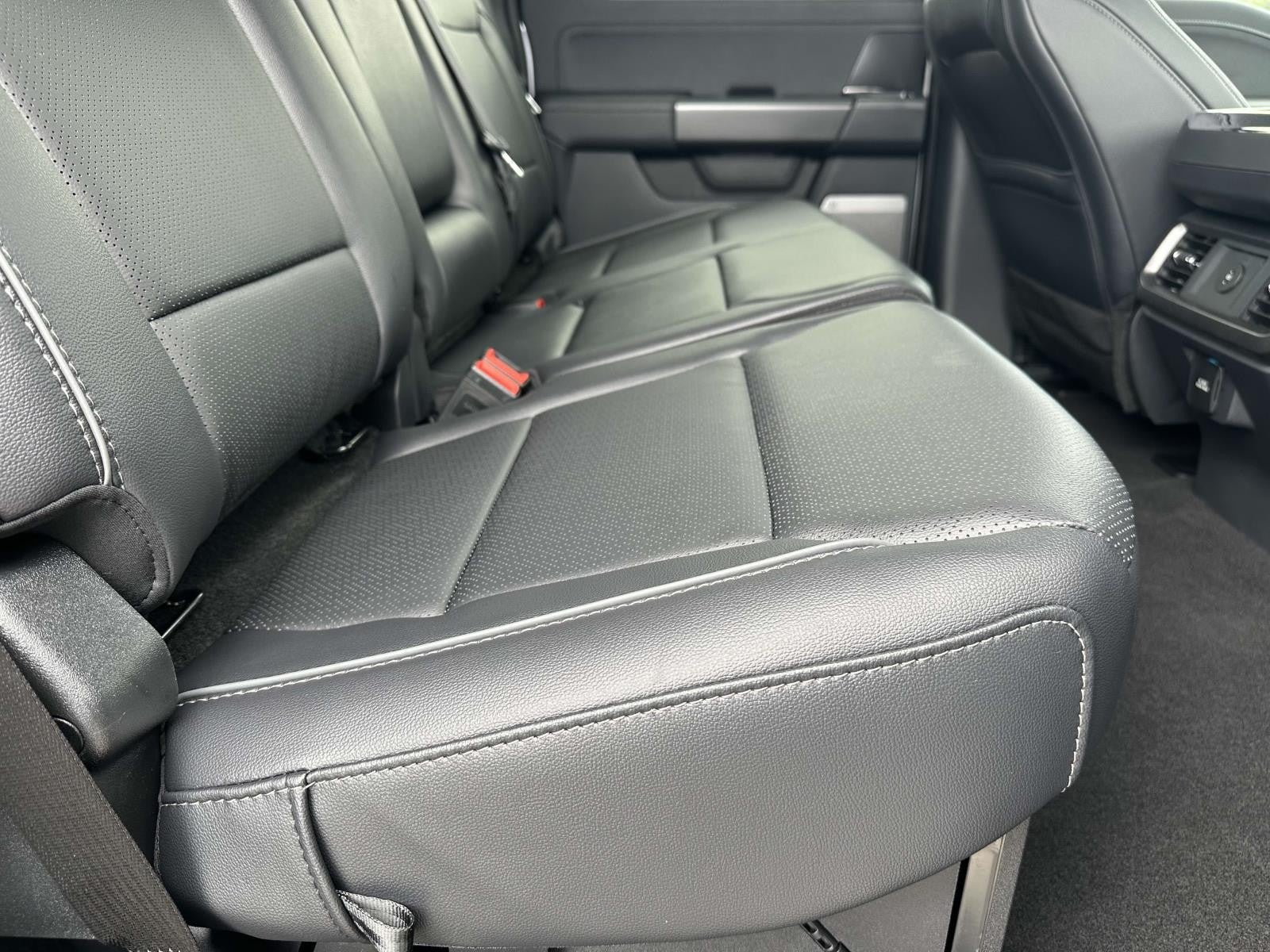 2025 Ford F-150 LARIAT 4WD SUPERCREW 5.5'