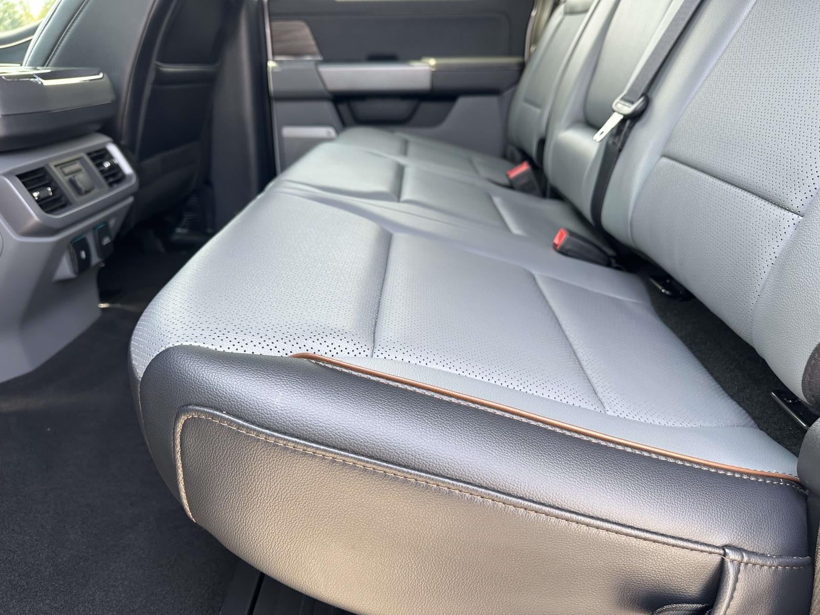 2025 Ford F-150 LARIAT 4WD SUPERCREW 5.5'