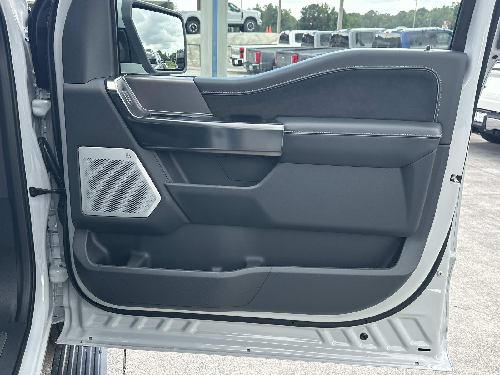 2026 Ford F-150 PLATINUM - 145