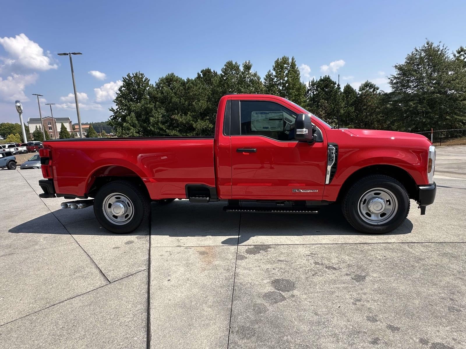 2026 Ford Super Duty F-350 SRW XL 2WD REG CAB 8' BOX