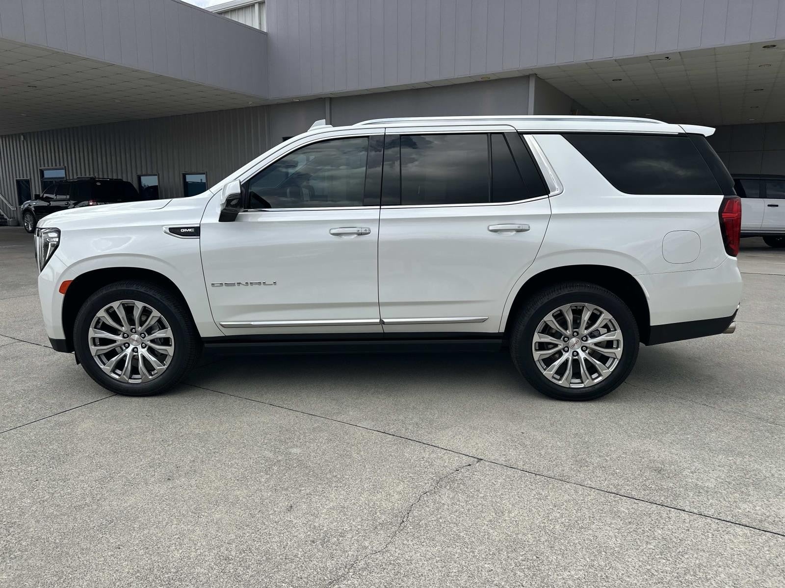 2022 GMC Yukon 2WD 4DR DENALI PREMIUM