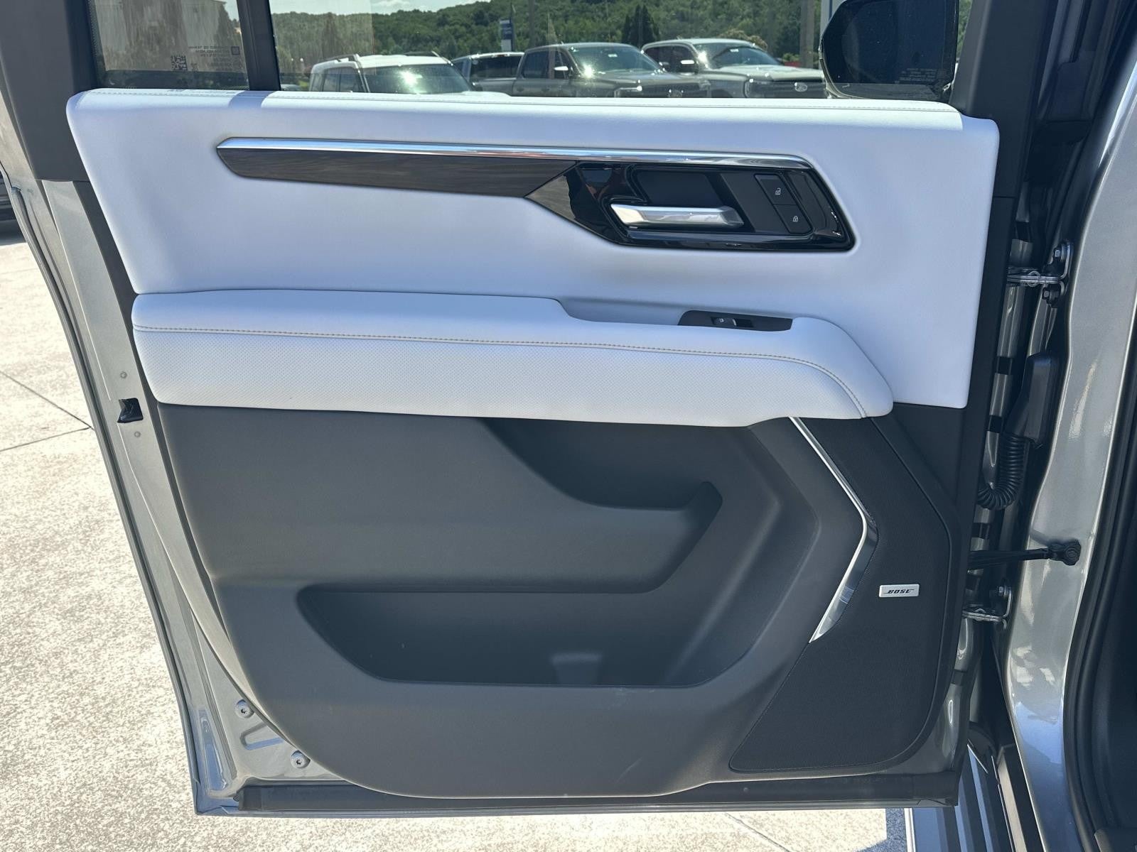 2025 Chevrolet Suburban PREMIER 2WD PREMIER