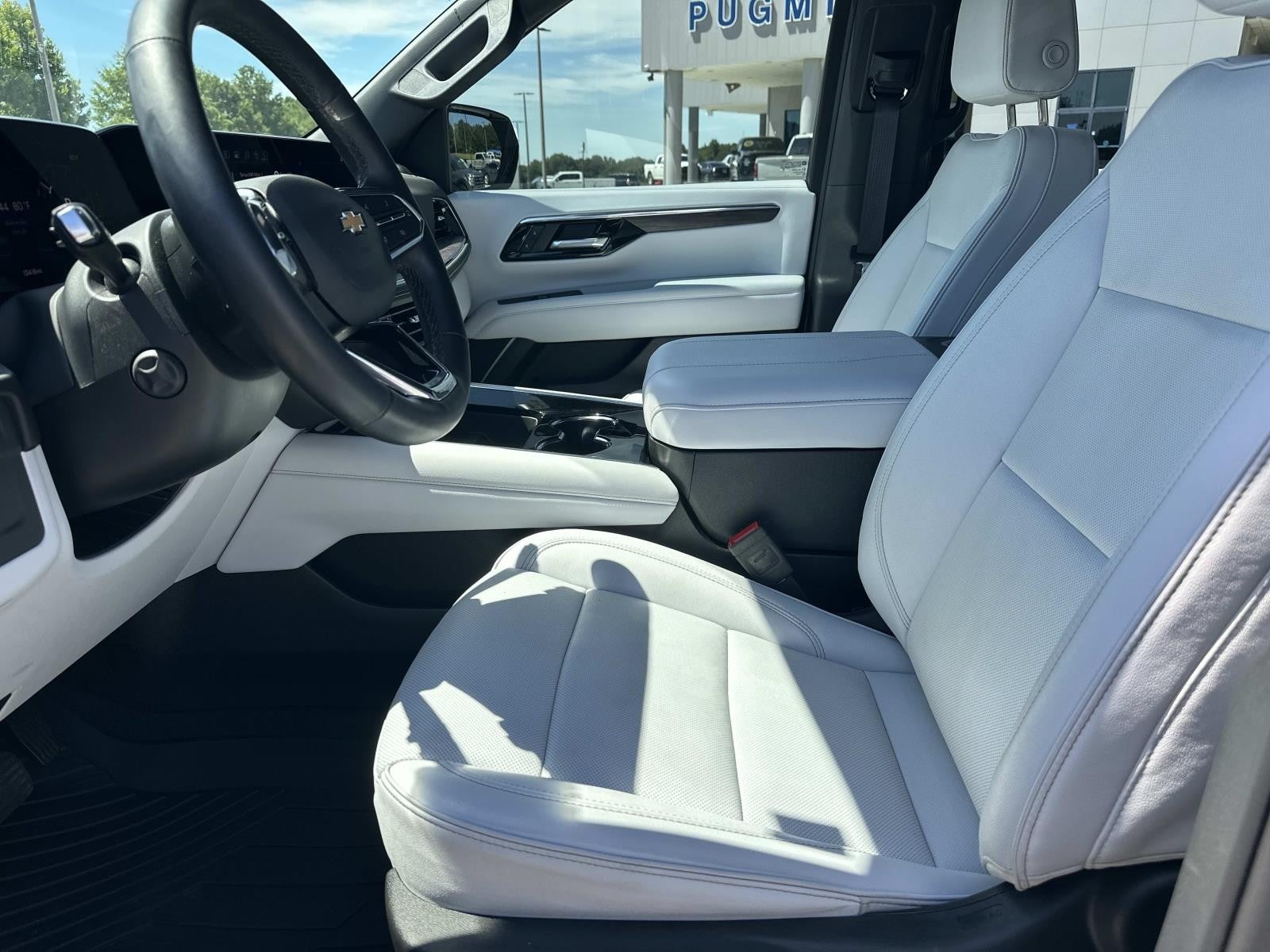 2025 Chevrolet Suburban PREMIER 2WD PREMIER
