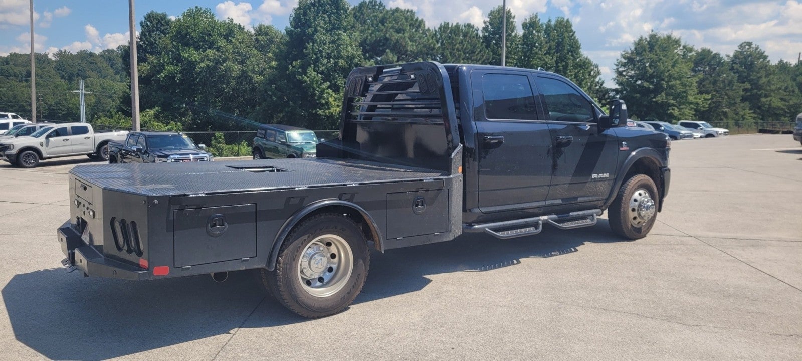 2026 RAM 3500 Chassis Cab LARAMIE
