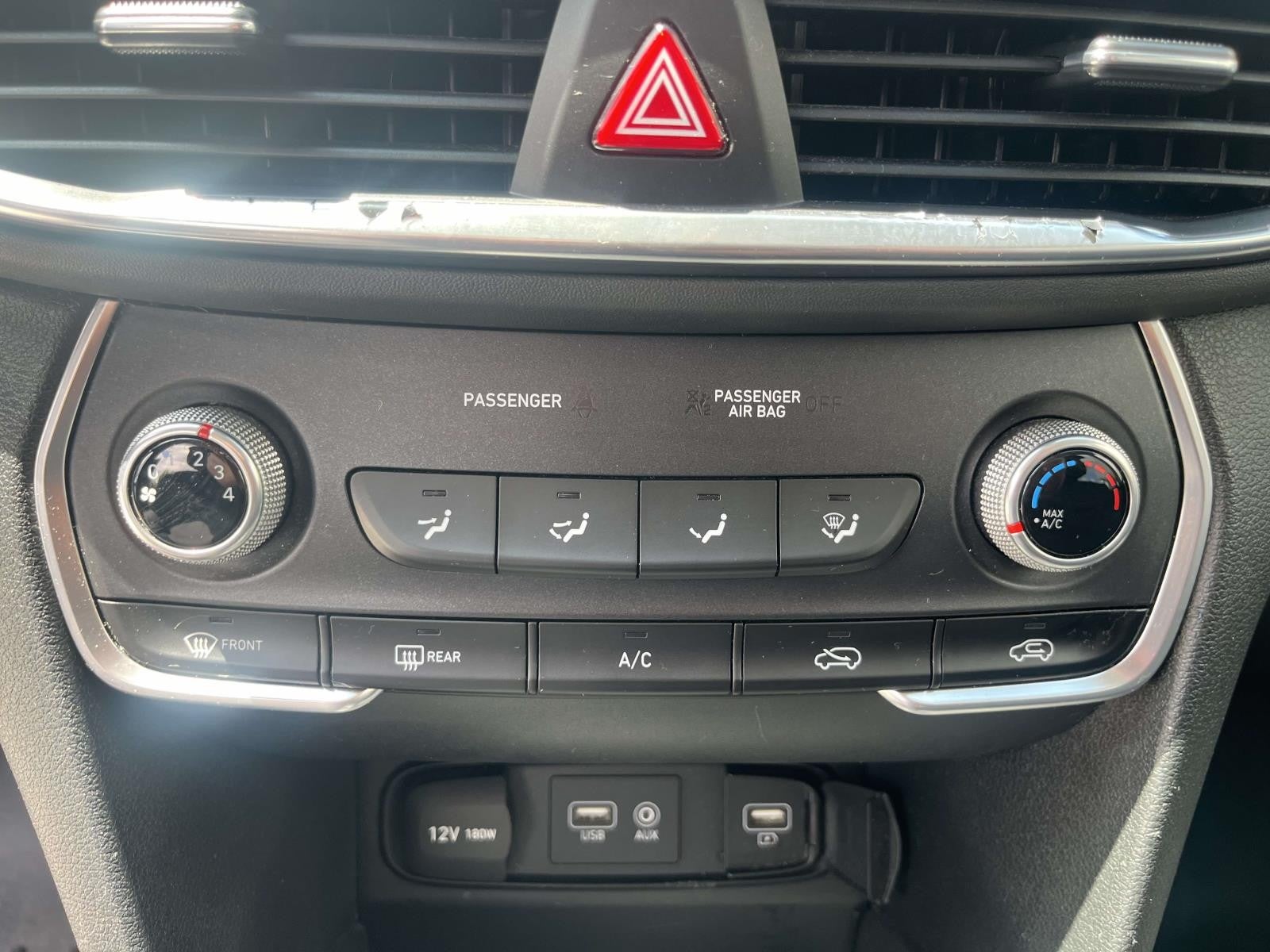 2019 Hyundai Santa Fe SE